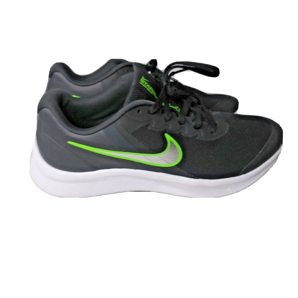 Nike Star Runner 3 Shoes Size 7 Y Sneakers Grade School Black Green